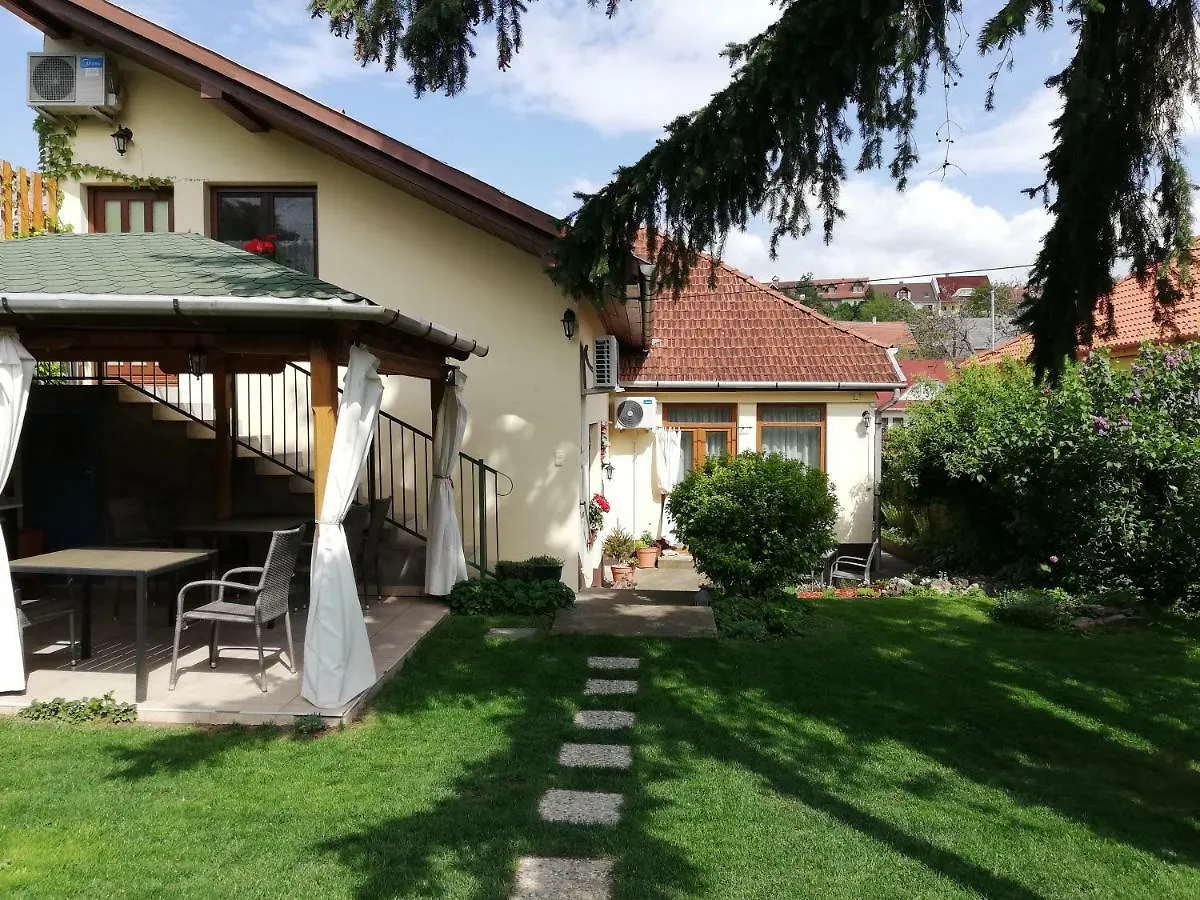 Gyoengyszem Vendeghaz Hotel Eger Hungary
