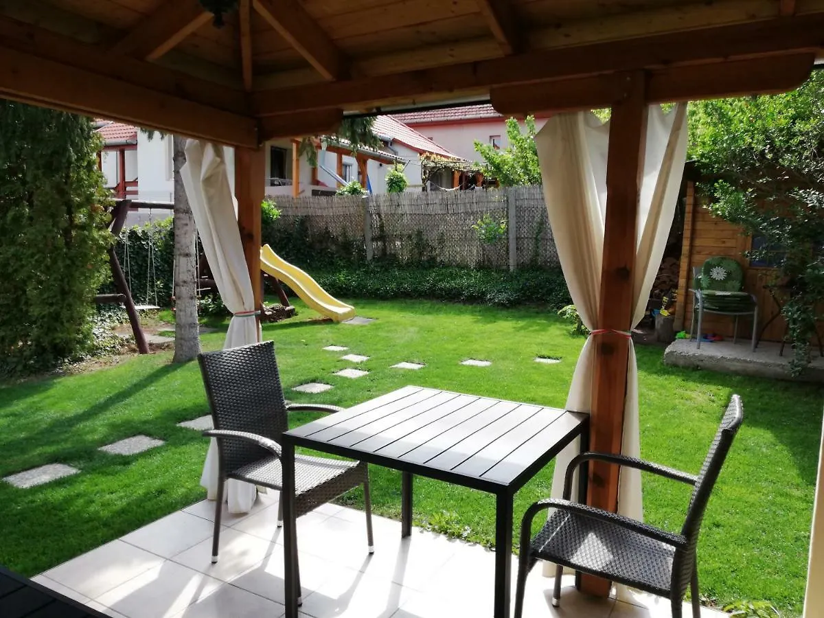 Gyoengyszem Vendeghaz Hotel Eger Guest house