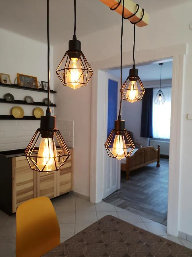 Gyoengyszem Vendeghaz Hotel Eger Guest house
